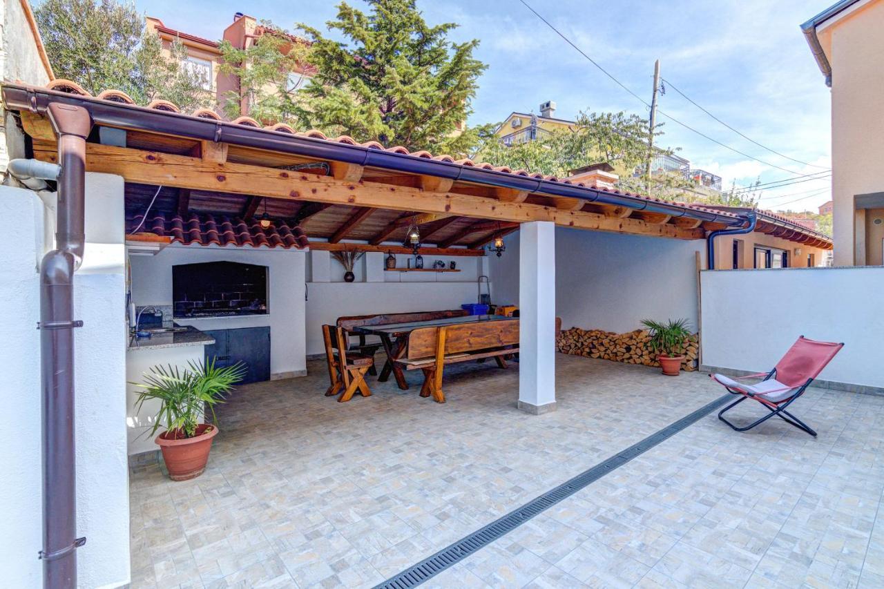 Apartment Marta Сень Экстерьер фото