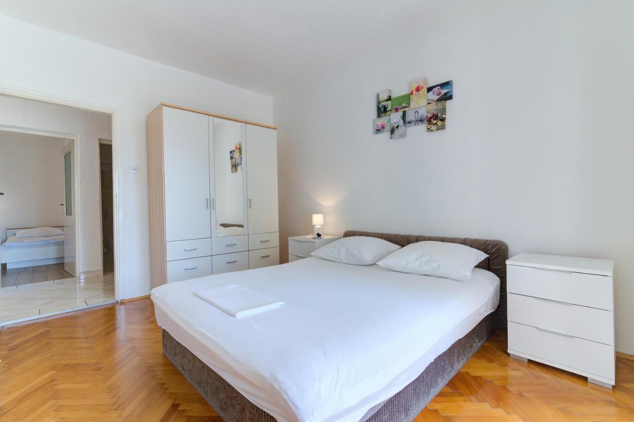 Apartment Marta Сень Экстерьер фото