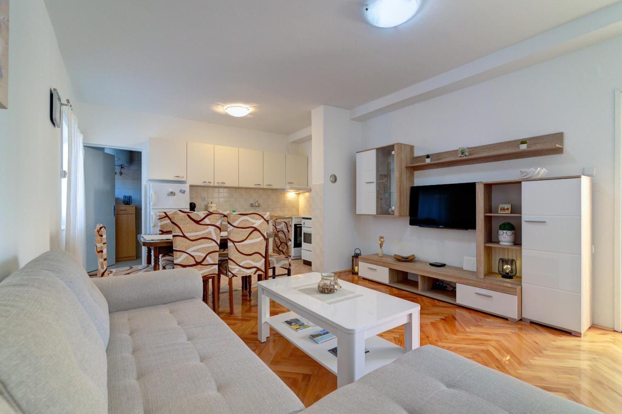 Apartment Marta Сень Экстерьер фото